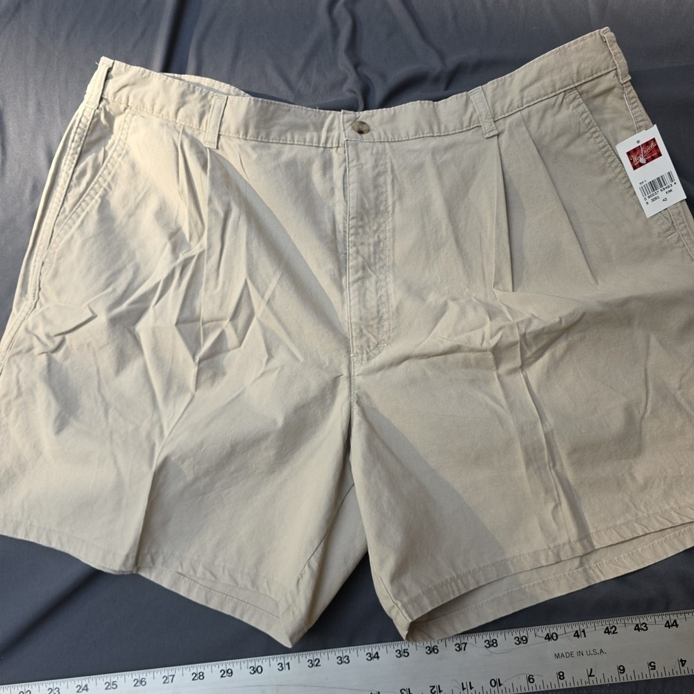 Woolrich Shorts Men's 42  Lt Khaki ‎ Pleated Rugged Outdoor Comfort Gorpcore